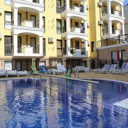 Морски Бряг アパートホテル 4*