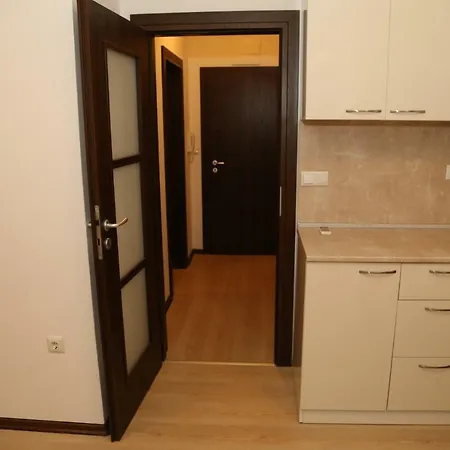 アパートホテル Морски Бряг 4*