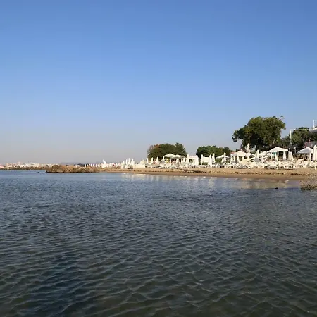 アパートホテル Морски Бряг 4*