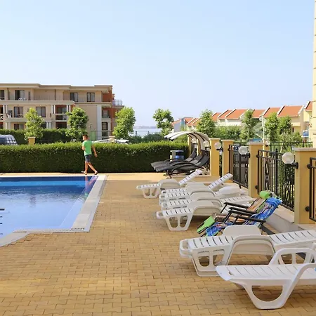 アパートホテル Морски Бряг